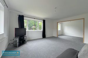 Living/Dining Room- click for photo gallery